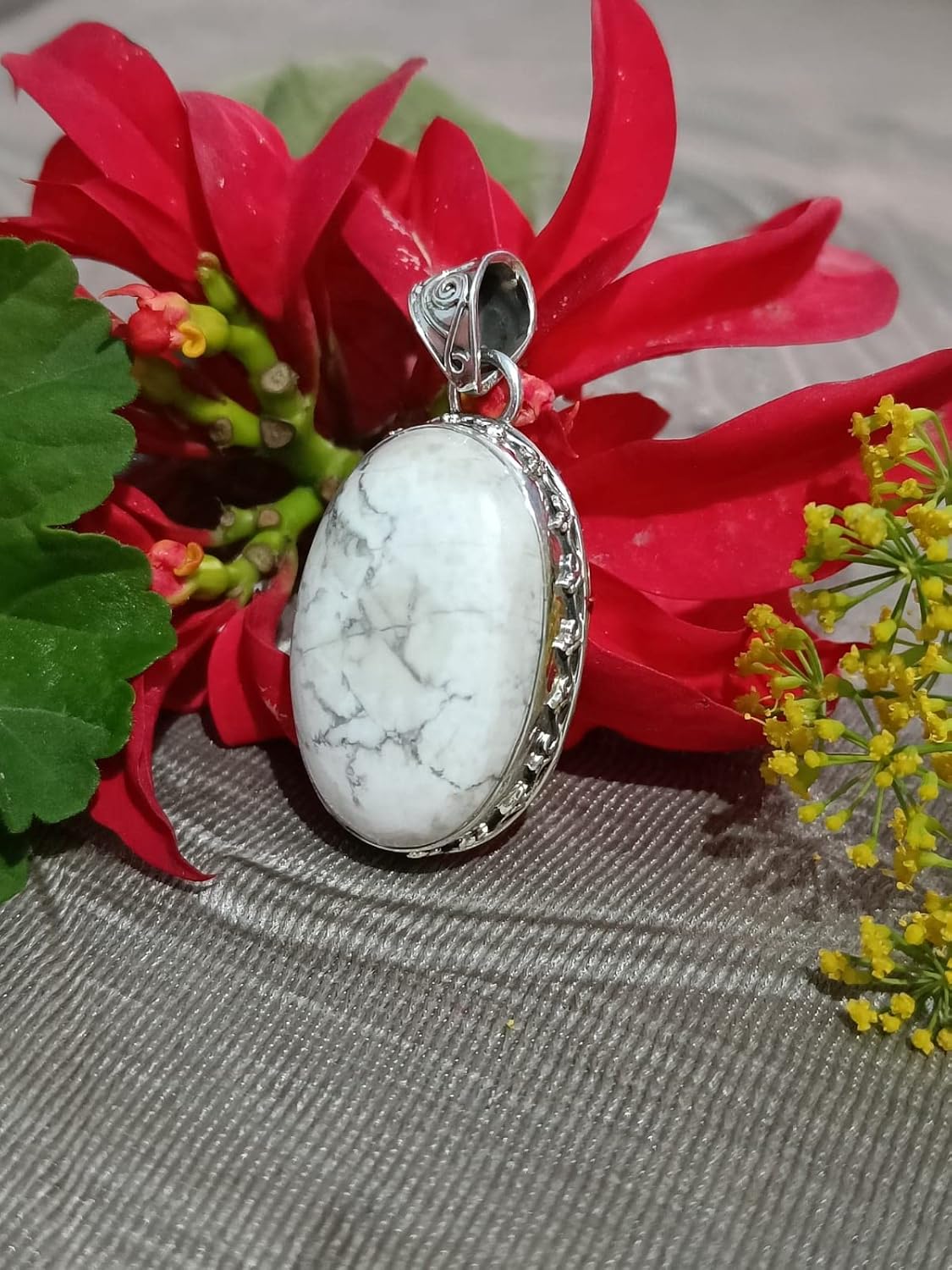 White Howlite Pendant,925 Sterling Silver,White Marble Pendant,Pendant For Girl Friend,Howlite Crystal Necklace,Silver Howlite Pendant,Fashion Jewelry For Gift,Charm Pendant,Gift For Daughter