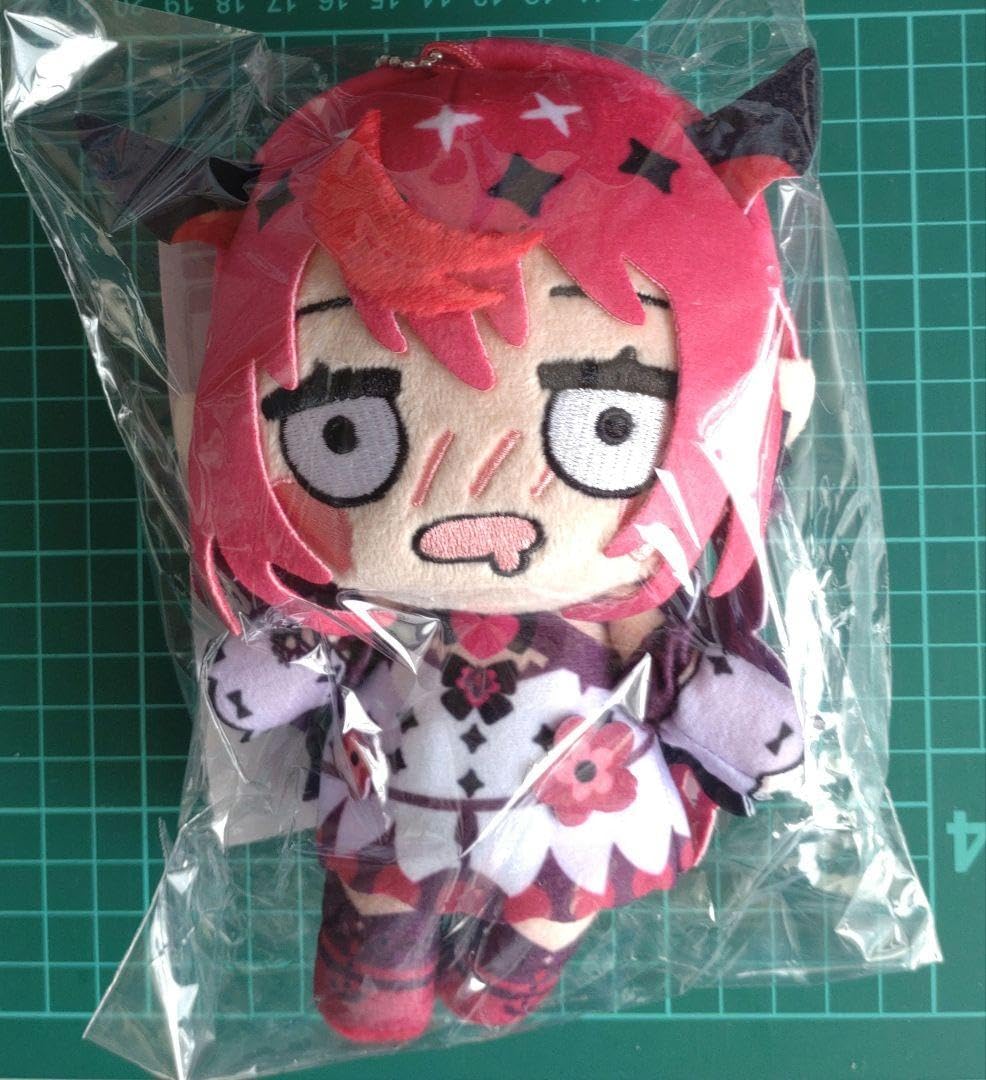 夕夏/レジン/虹とネモフィラの丘の子猫達 蓄光 オルゴナイトネックレス