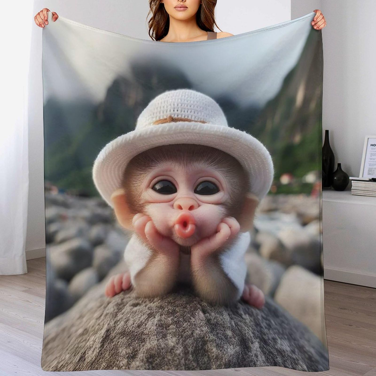 Couverture en singe imprimée pour vos soirées cocooning canapé