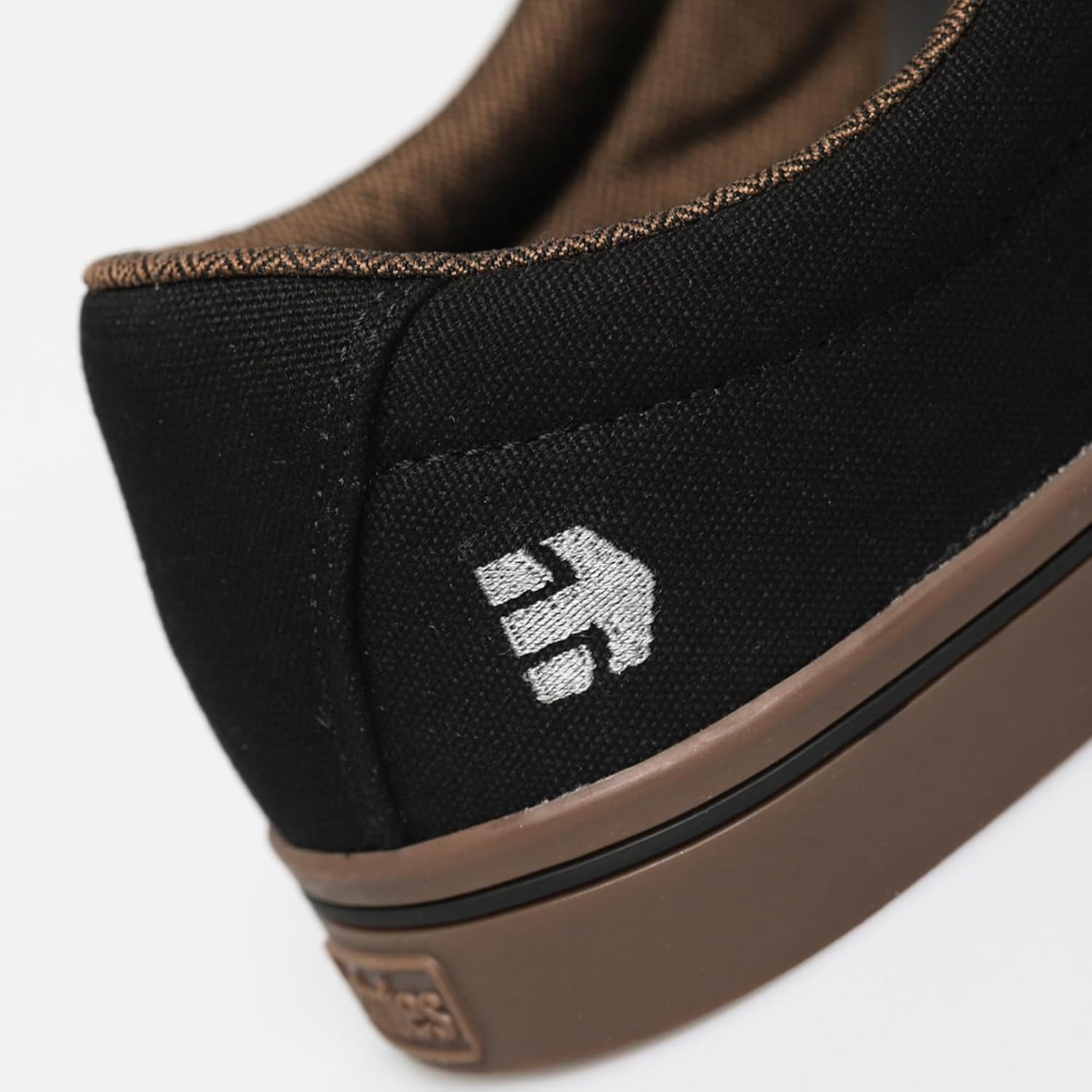Etnies Jameson 2 Eco Sustainable Skate Style, Reinforced Cupsole, Cushioned Feel, Everyday Sneakers, Vegan
