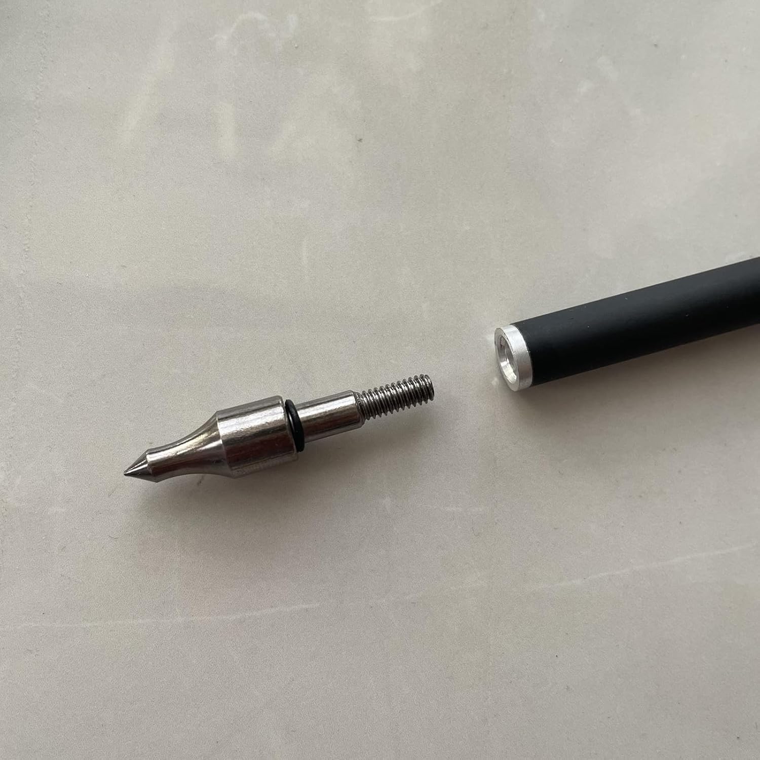 12Pack 20 inch Archery Carbon Crossbow Bolts Half Moon Nock OD 8.8mm Arrows Hunting with 3 Blade Broadheads 125Grain