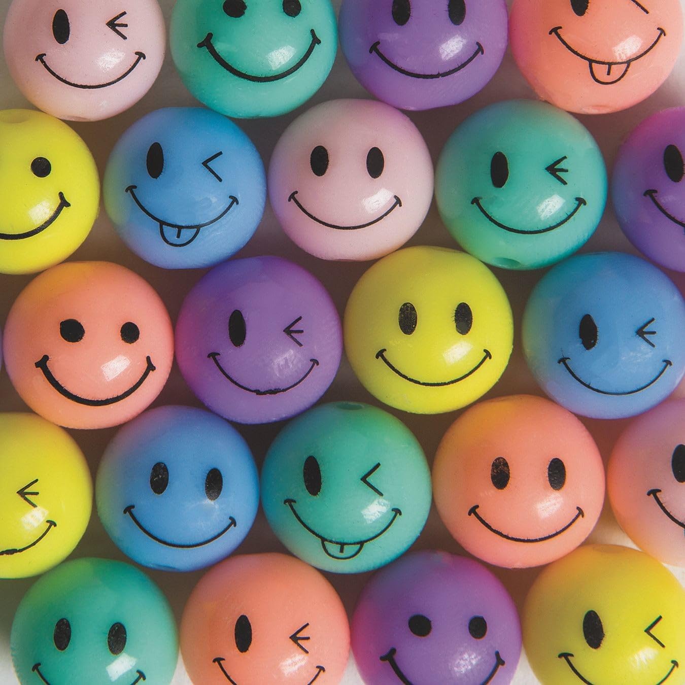 Amazon.com: S&S Worldwide Emoji Face Bead Mix - 1/2-lb Bag