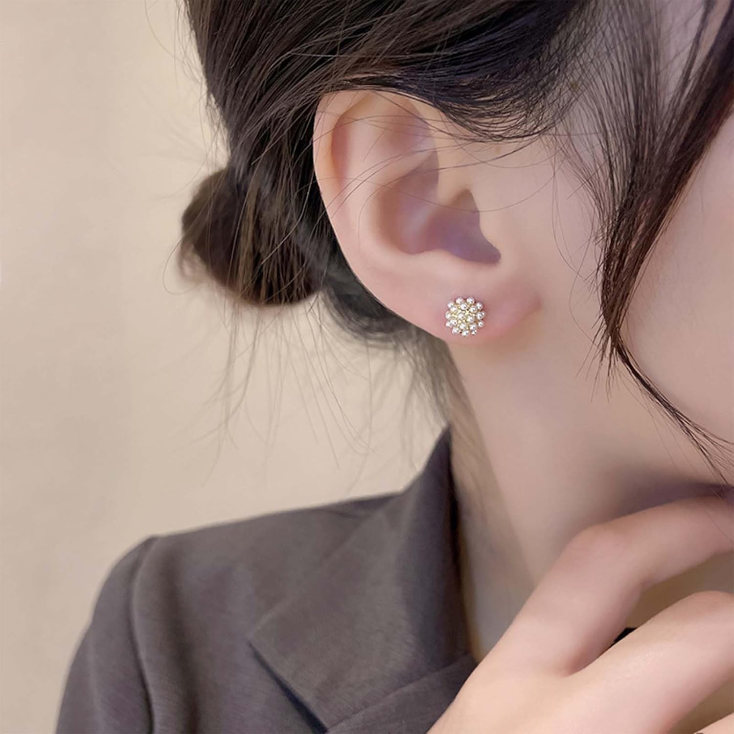 Vintage Cluster Pearl Stud Earrings Gold Rhinestone Pearl Ball Earrings Round Cz Pearls Cluster Earrings Firework Crystal Pearls Earrings Jewelry for Women - Image 6