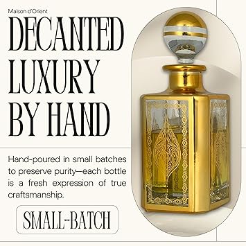 زيت عطر العنبر 12 مل العنبر الدافئ والفانيليا والتوابل. عطار مركّز في زجاجة تولا عربية، خالٍ من الكحول، زيت يدوم طويلاً، مغناطيس مجاملة