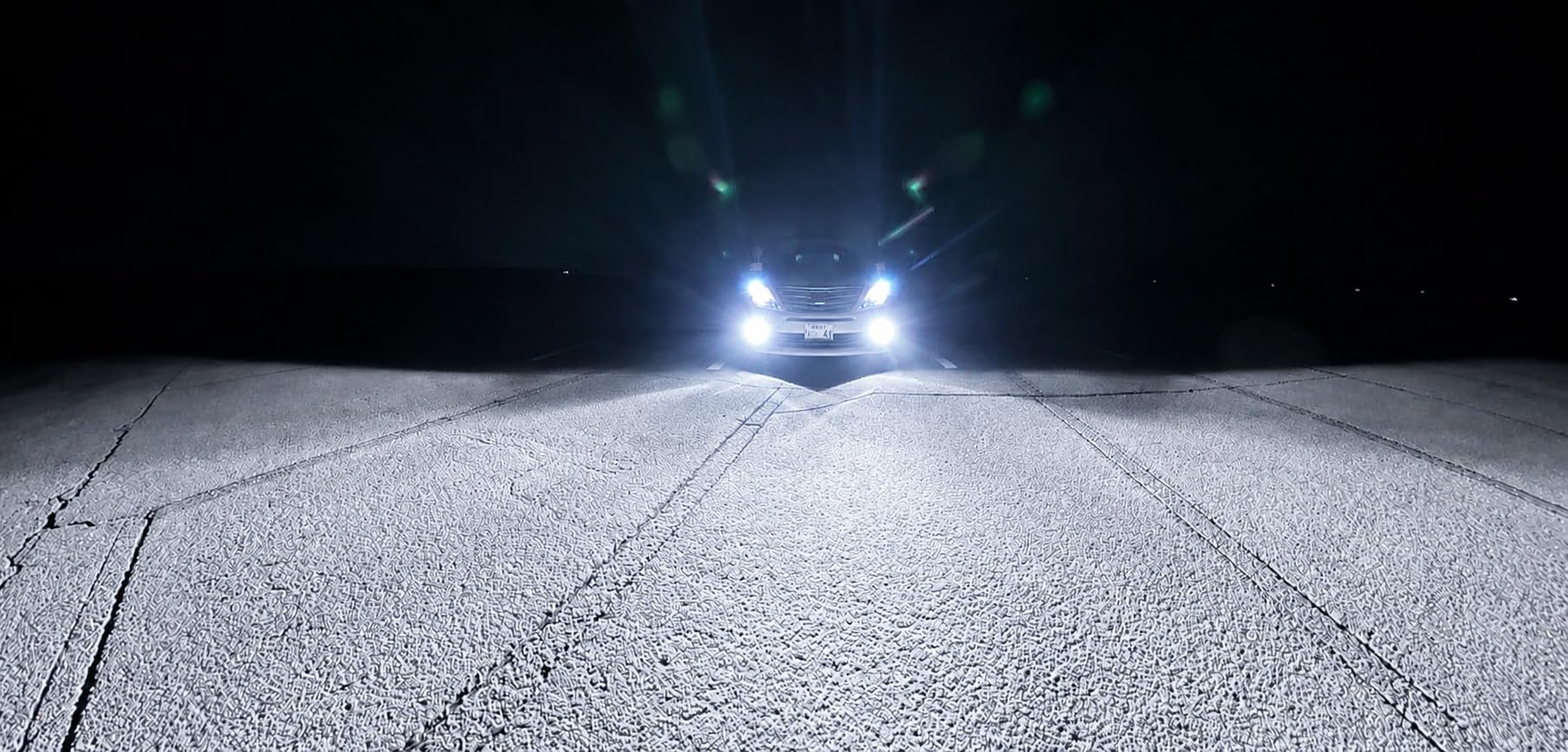 Amazon | 18LED 宇宙一明るいLEDバルブ シリーズS 全5カラー D2S/D4S