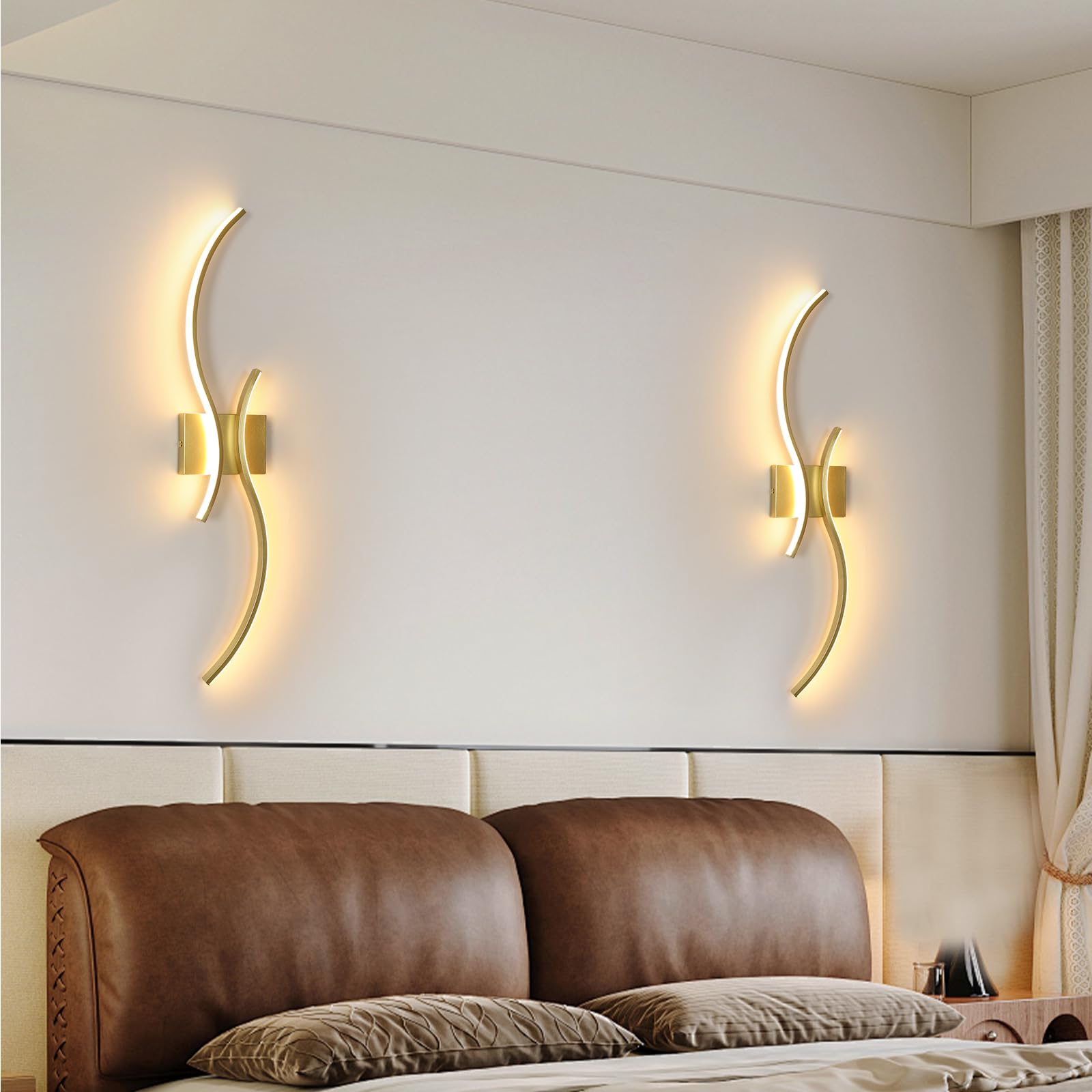 Goeco Applique LED da Parete Interni, 32W 80 CM Luci da Parete Dimmerabile Lunga con Telecomando 3000K-6500K con 2 Luminosi Ondulati per Soggiorno, Camera da Letto, Dorato