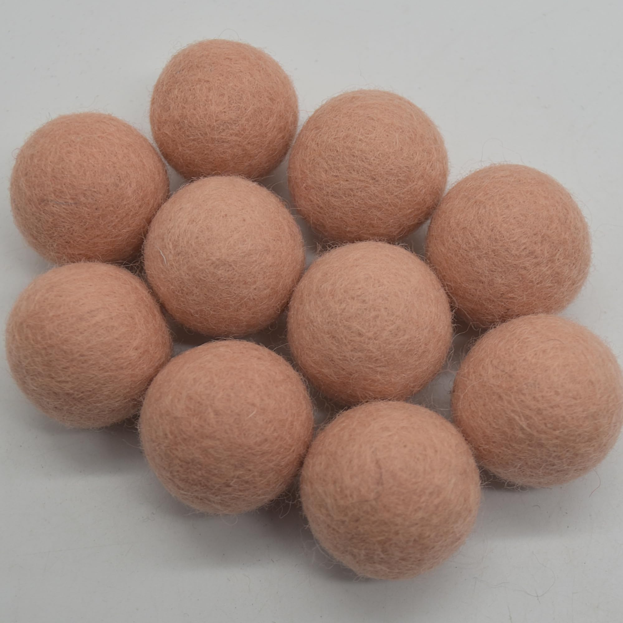 Oriental Direct 100% Wool Felt Balls - 3cm - 5 Felt Balls - Light Peach Pink