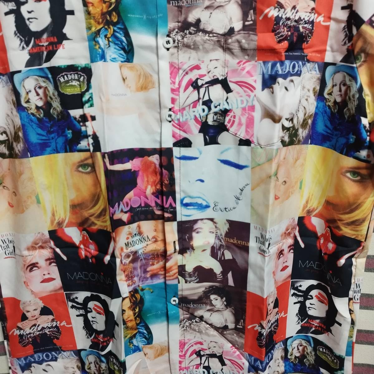 Amazon.co.jp: 海外 品 MADONNA/マドンナ 半袖シャツ 総柄デザイン 