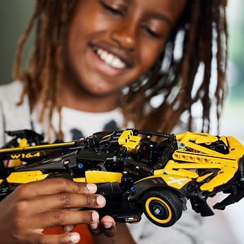 LEGO Technic Bugatti Bolide 42151-9 Yaş ve Üzeri Çocuklar için Oyuncak Yapım Seti (905 Parça)