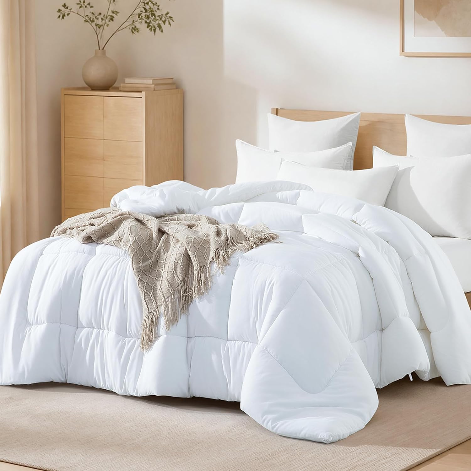 GKM All‑Season Box‑Stitch King Comforter,Polyester Down Alternative Bedding
