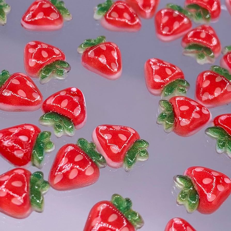 3dネイルパーツ いちご パーツ ネイルパーツ 5ピース いちご 3D ネイルパーツの通販 by ゆめかわショップ