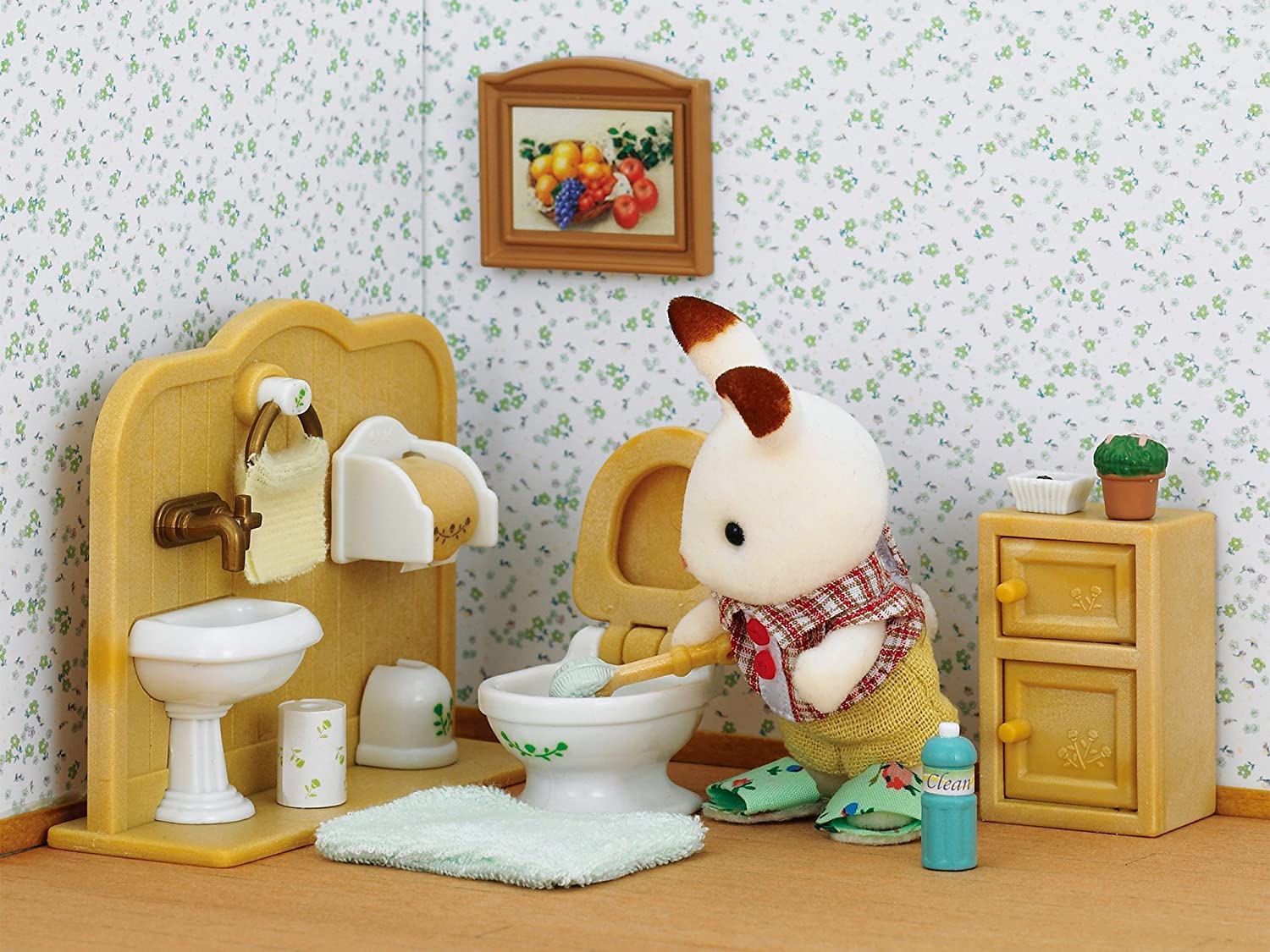 Sylvanian Families 5015 Chocolate Brother with Bathroom Figure with Accessories, Multicolor, 15 cm - Image 3