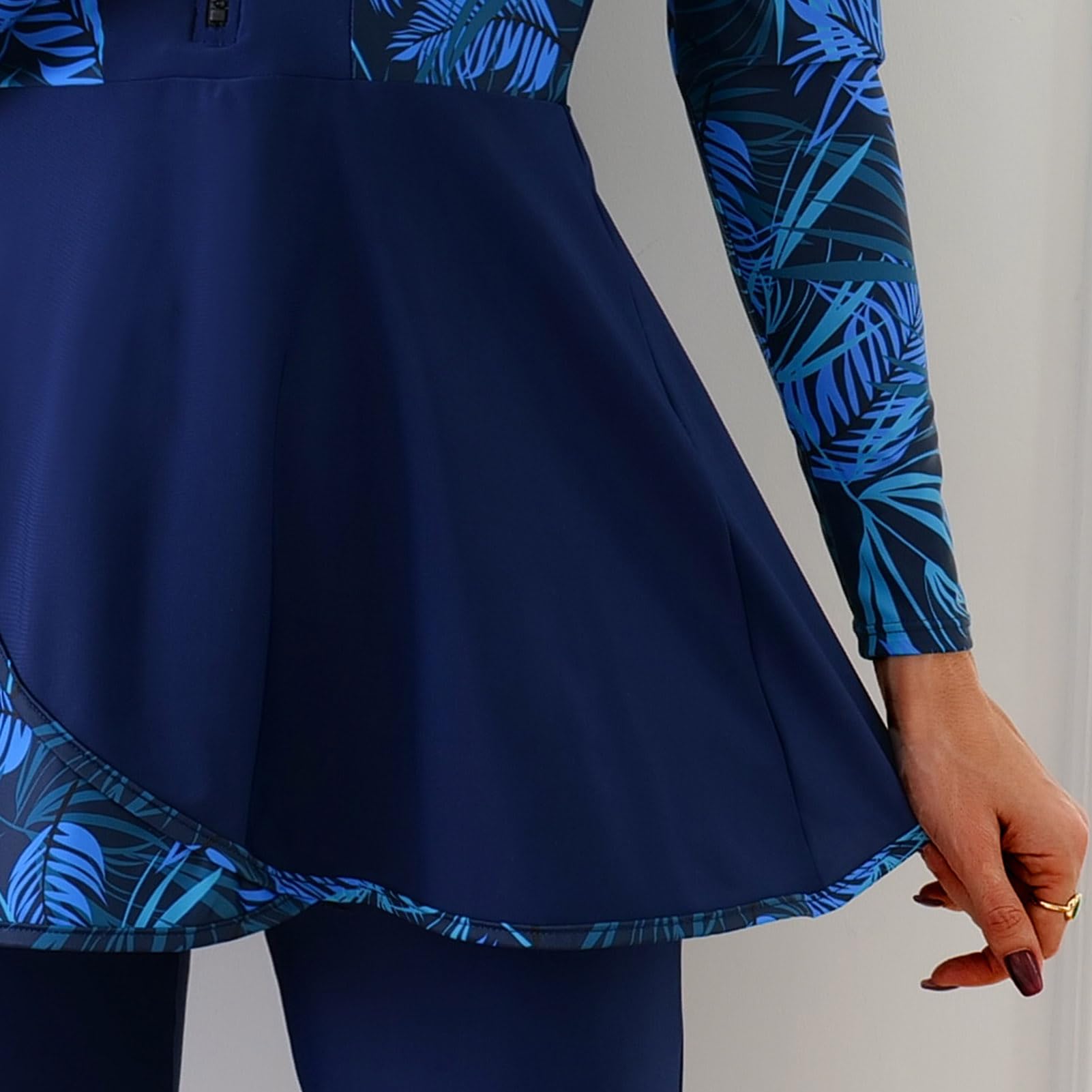 ABEHIK Burkini tendance pour femme, maillot de bain musulman à manches longues avec ourlet à jupe, maillot de bain 2 pièces pour la plage