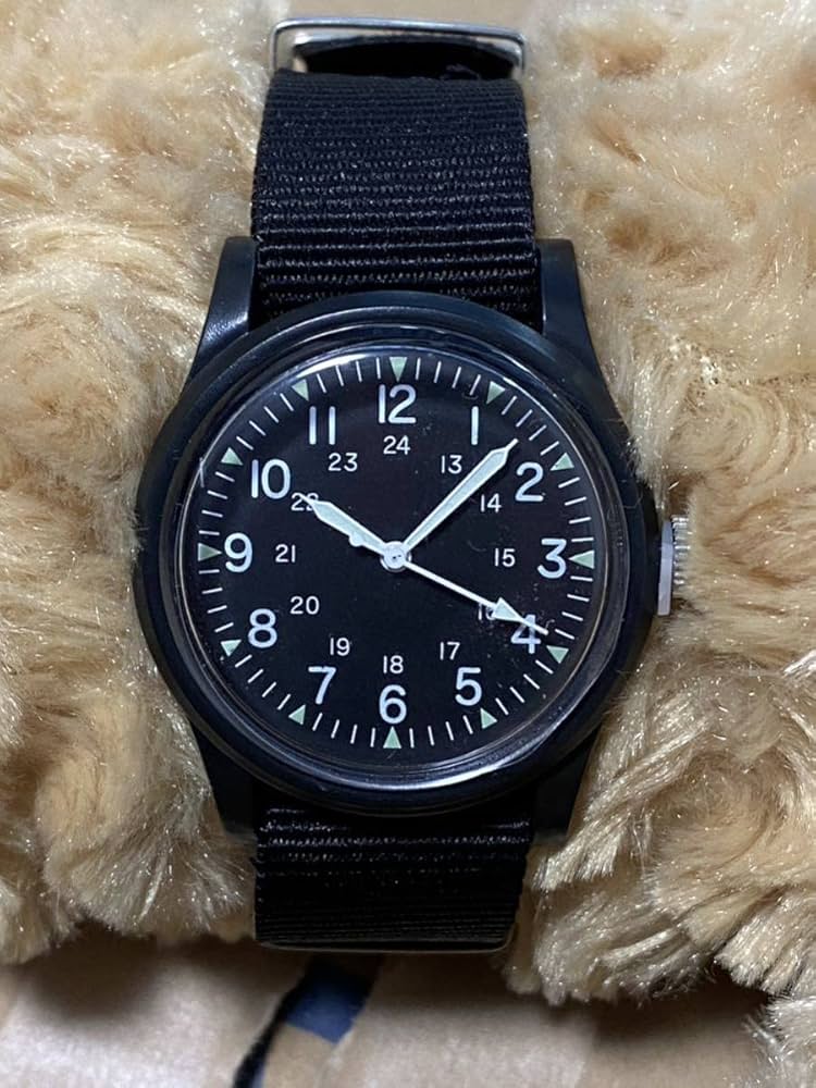 MILITADO ミリタリーウォッチ アーミーNATO黒ブロードアロー 新品 MILITADO 濃青ミリタリーウォッチ アーミーNATOブロードアロー