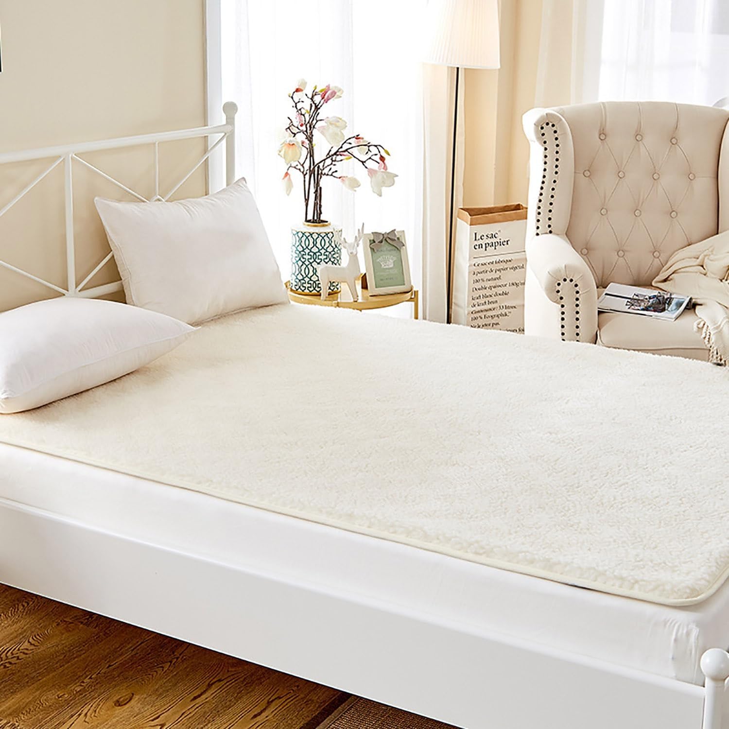 100% Wool Fleece Fitted Mattress Cover Pad with Elastic Bands,Breathable Lamb Wool Mattress,Thicken Pure Wool Bed Topper,Folding Lamb Velvet Mattress,for Twin/Full/Queen/King(Queen(150x200cm), White)
