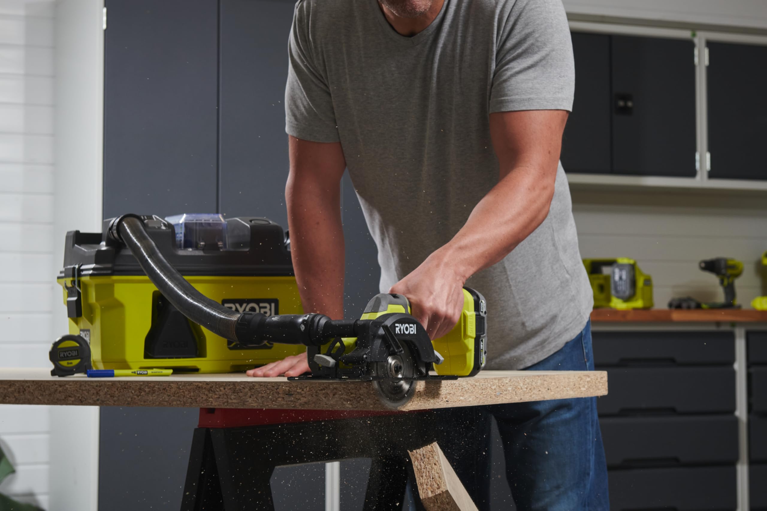 Ryobi Sega Circolare Compatta 18V ONE+, Lama 115 mm, Profondità Taglio 43 mm, 5200 giri/min, Senza Batteria e Caricatore, R18CS115-0