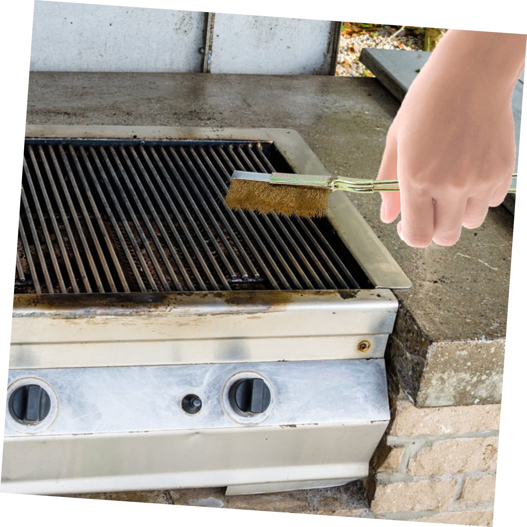 Alipis 2Pcs Copper Wire Scratch Brush with Iron Handle Bristle Cleaning Tools for Barbecue Grills and Paint Removal Portable and Lightweight for Easy Use