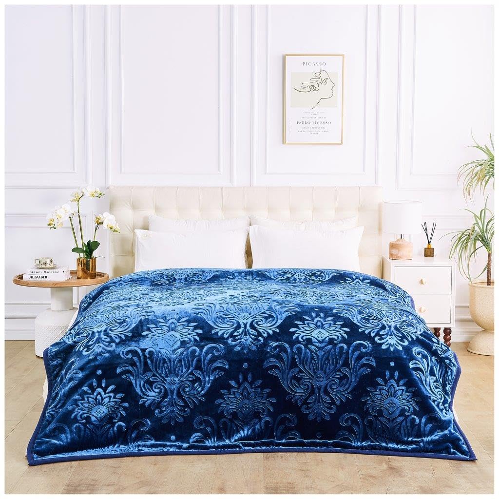 Lions Weighted Blanket King Size - 4KG Fleece Warm Blanket, Ultra Soft Thick Bed Heavy Throws for adults, Stress-Anxiety Relief, Embossed Damask Pattern - (200x240 cm) - Navy Blue