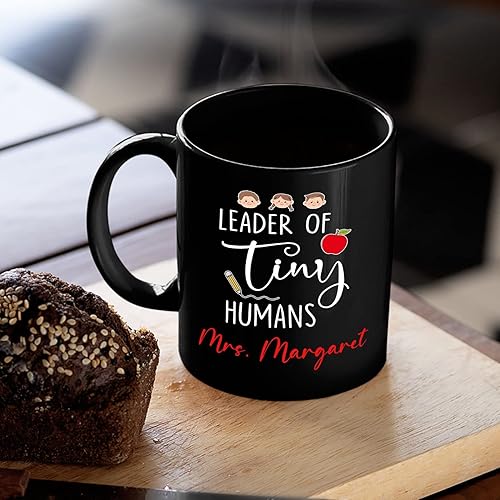 Miniatura 4 de Taza de cerámica negra Leader Of Tiny Humans, regalo para profesores de preescolar, taza de café con nombre personalizado para maestros de jardín de