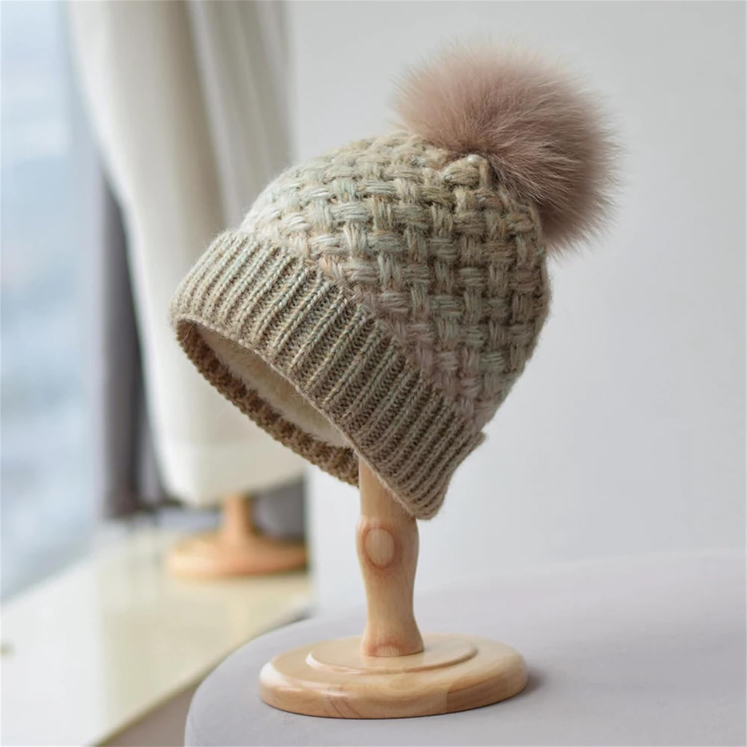 Women's Winter Thicken Warm Fleece Lining Knit Beanie Cute Pompom Cold Weather Hats Outdoor Sports Colorful Skull Caps