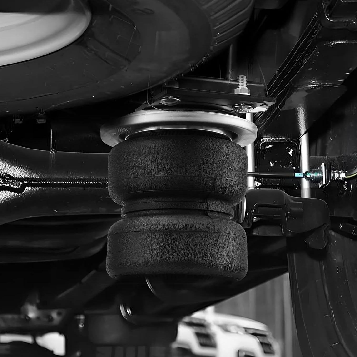 57338 Air Suspension Kit for 2011-2019 Chevy Silverado 2500HD/3500HD & GMC Sierra 2500HD/3500HD