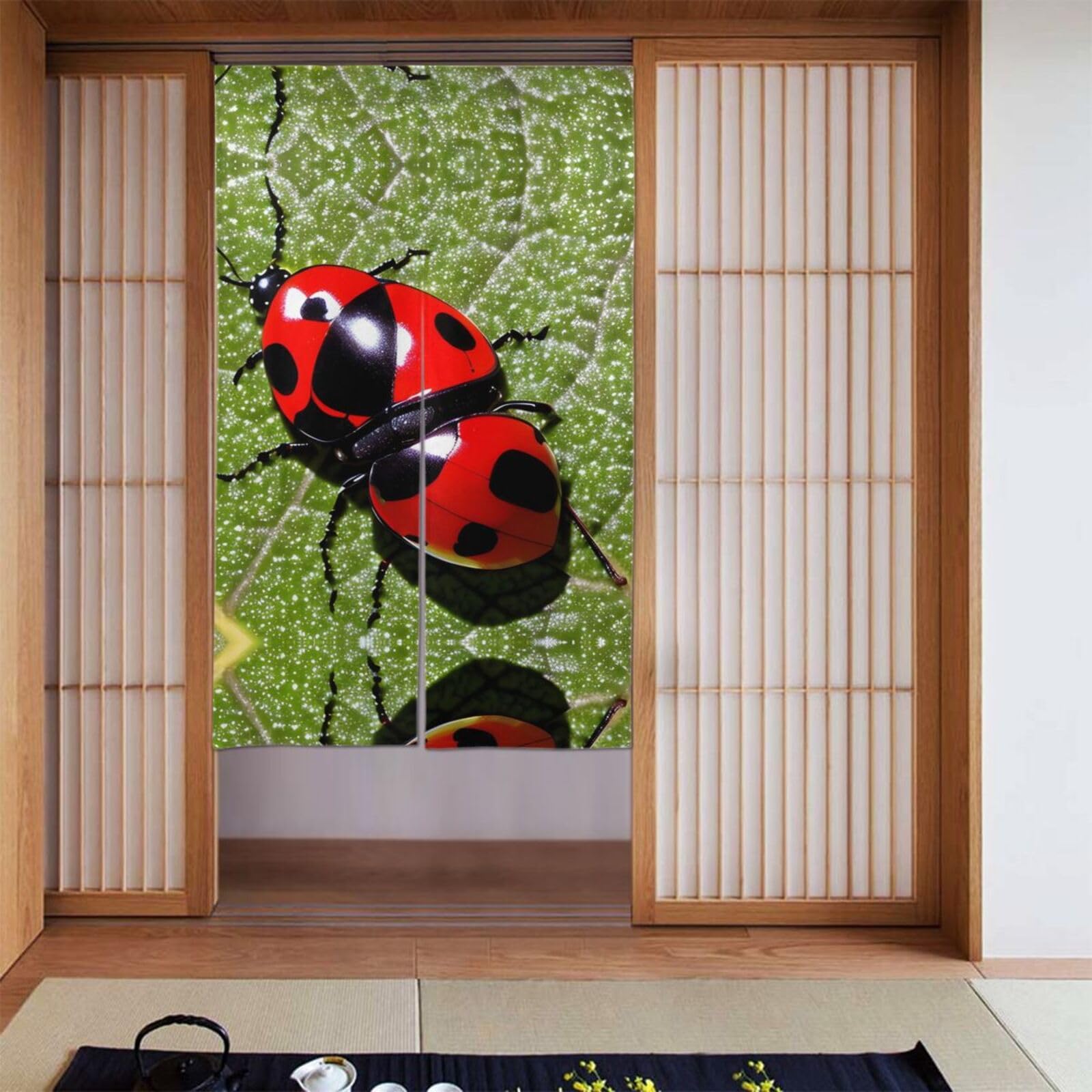 Rideaux occultants coccinelles anti lumière pour mieux dormir en chambre