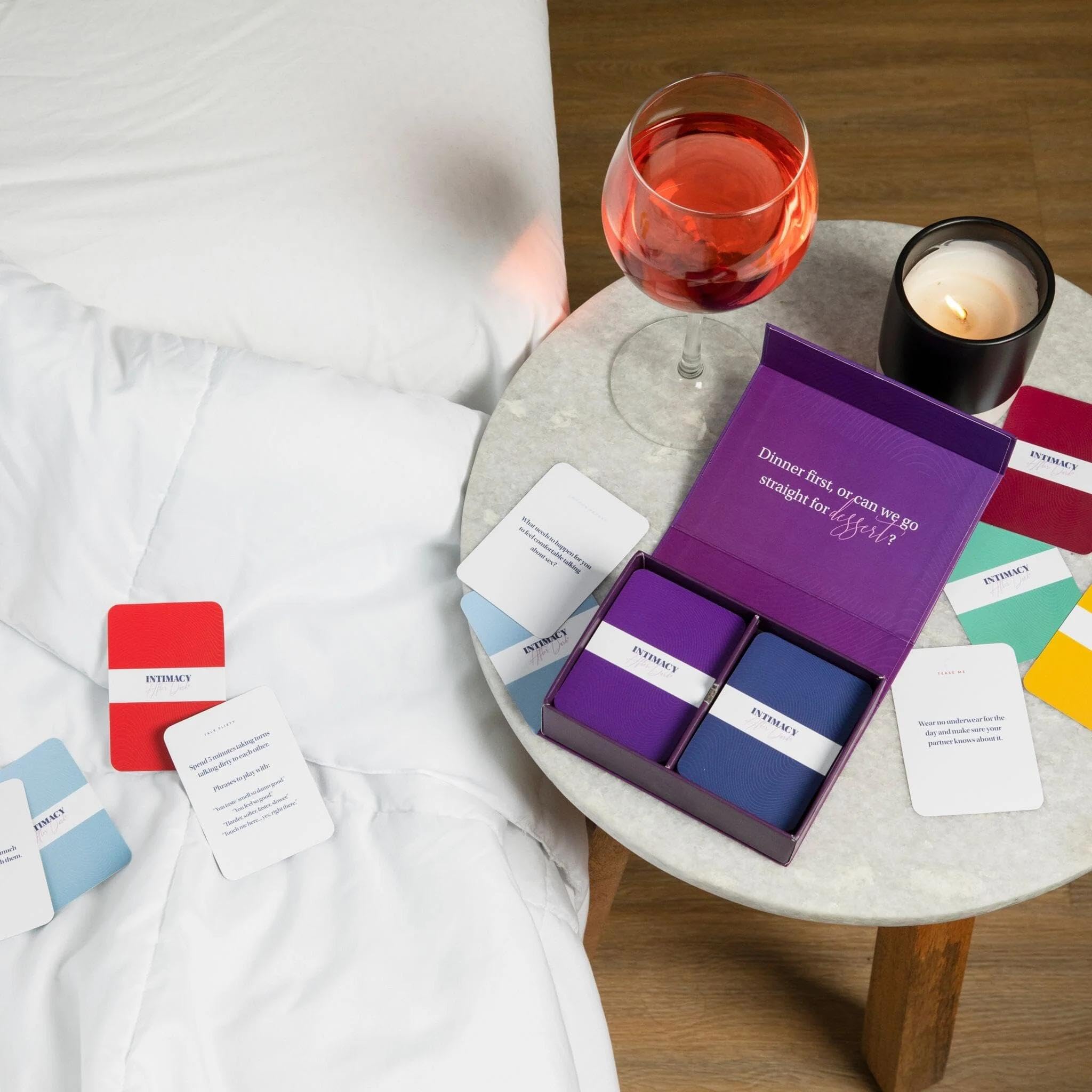BestSelf Intimität nach Einbruch der Dunkelheit - 150 Gesprächskarten für Paare, Kartenspiel für Erwachsene, Romantische Date-Nacht-Ideen, Beziehungsaufbau-Deck, lustige Paarspiele für tiefere