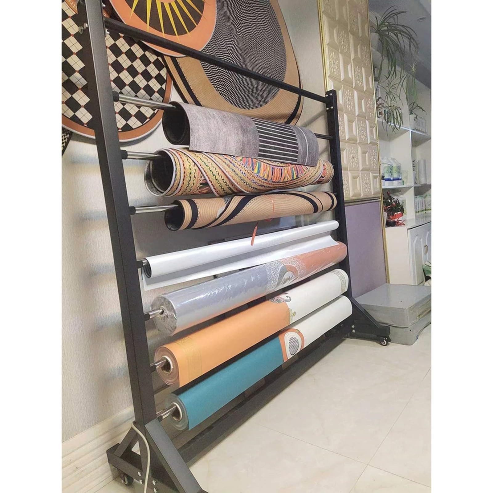 Présentoir sur pied pour atelier de couture et stockage de tissus