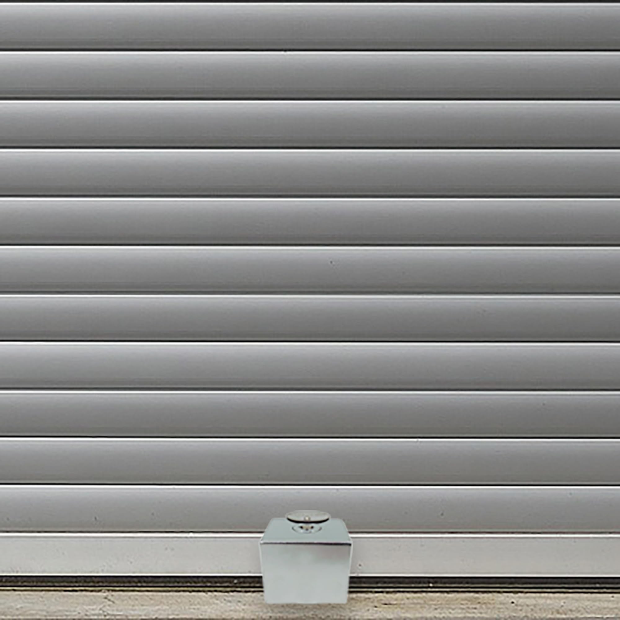 MICEL - 13370 - Candado Cuadrado de Seguridad con Grillete de Acero Inoxidable, Llave Tubular y Cilindro de Latón, ideal para Puertas, Armarios y Contenedores, acabado Cromado Brillo, 50 x 85 x 60 mm
