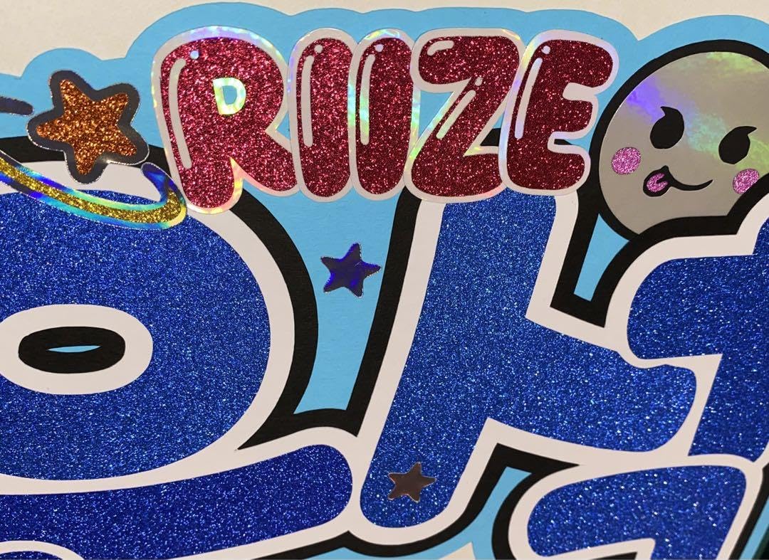 RIIZE ウンソク うちわ アクスタ 会場限定トレカ RIIZE ウンソク うちわ - メルカリ