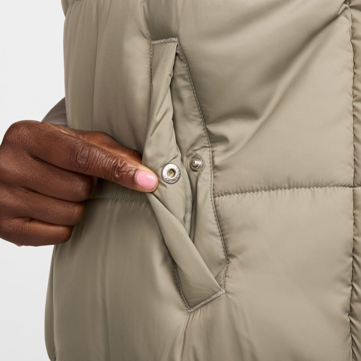 Nike Sportswear Classic Puffer Women's Therma-FIT Loose Vest (Light Army/White, FZ5922-320) Size X-Large