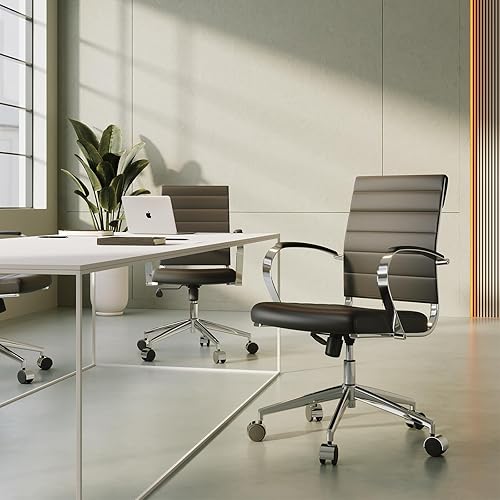 Miniatura 2 de Silla de oficina de cuero negro moderna de mediados de siglo con reposabrazos, silla de escritorio giratoria ajustable para oficina en casa, silla