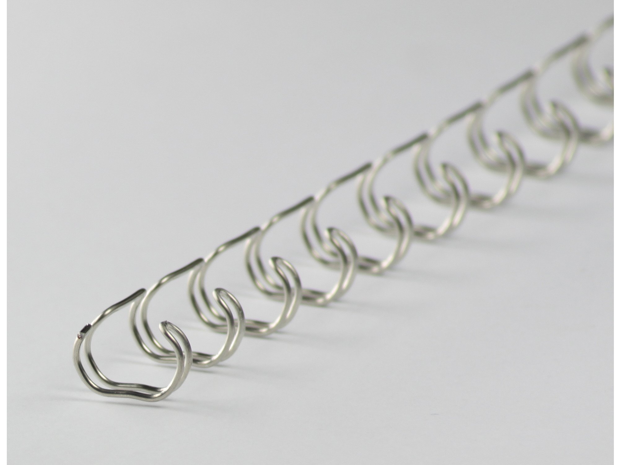 r&b 23RM95-BR Drahtbinderücken 23 Ringe 9.5 mm, 3/8 Zoll, 2:1 Teilung, 100 Stück, brilux
