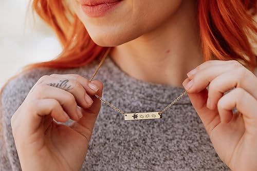 Miniatura 5 de Mom Turtle Necklace, Hypoallergenic Engraved Stainless Steel Bar, Customizable Baby Turtles, Perfect Gift for Mother's Day or Birthday