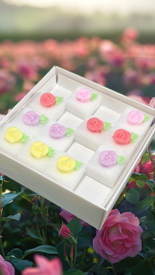 Amazon.co.jp: お菓子のアトリエ バラの角砂糖 バラの花【ピンク、赤