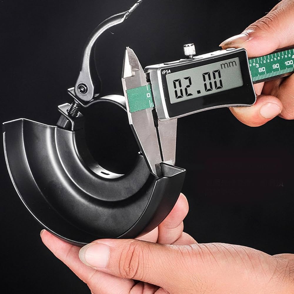 建設用全面帯 圧力開放型 標準型バール穴閉塞ロック式 蓋裏蝶番付 | アロン