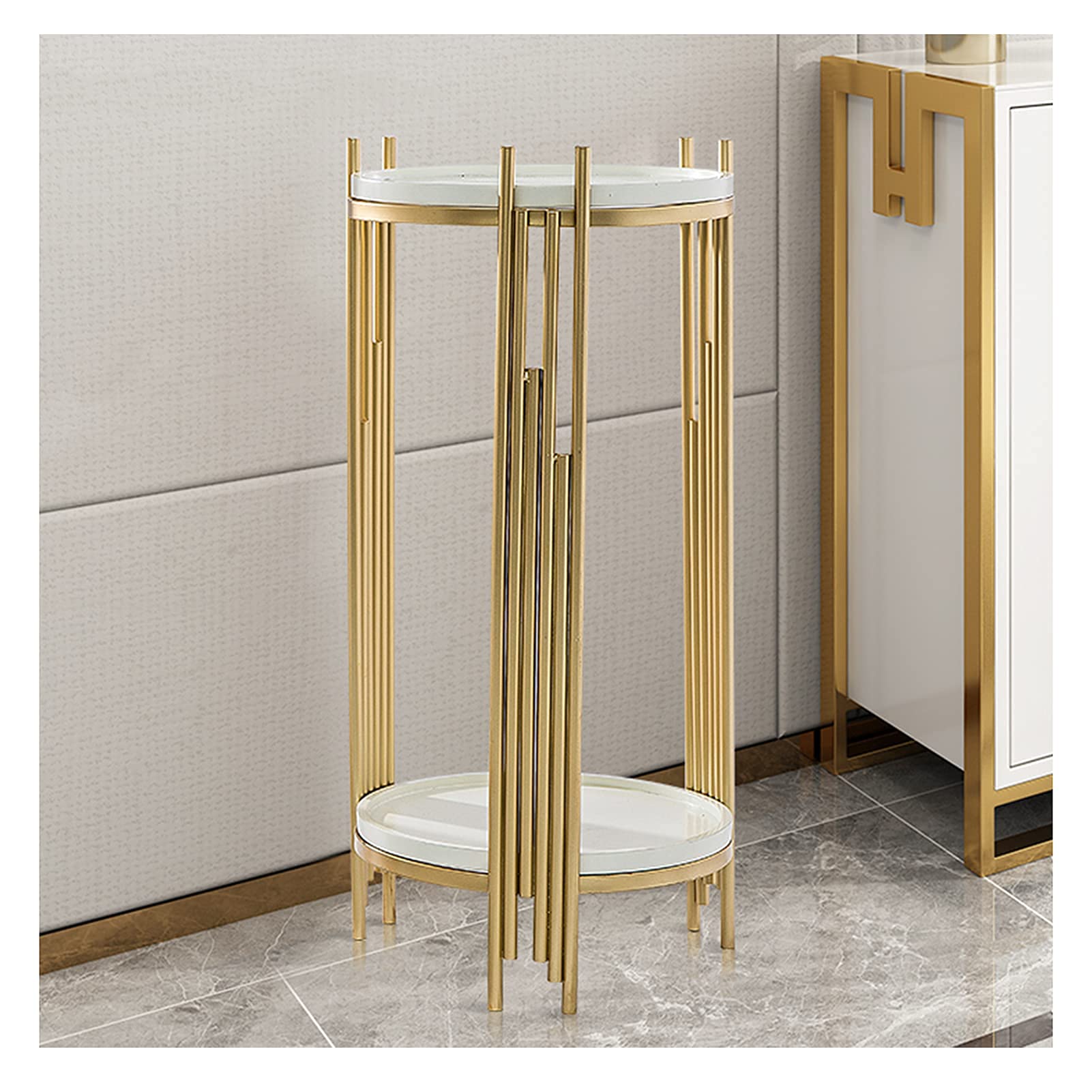 Table basse ronde dorée lot de 2 pour optimiser les petits salons encombrés