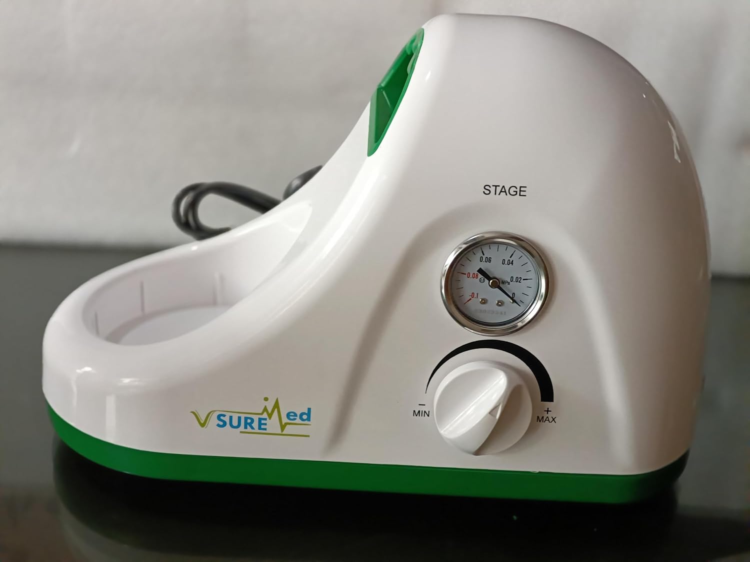 Portable Phlegm Suction Machine For Patients With 1000ml Jar, Oil-Free Lubrication Pump, Suction Machine for Home Patient, Suction Apparatus for Hospital and Clinic for Medical Use Portable Phlegm Suction Machine For Patients With 1000ml Jar, Oil-Free Lubrication Pump, Suction Machine for Home Patient, Suction Apparatus for Hospital and Clinic for Medical Use