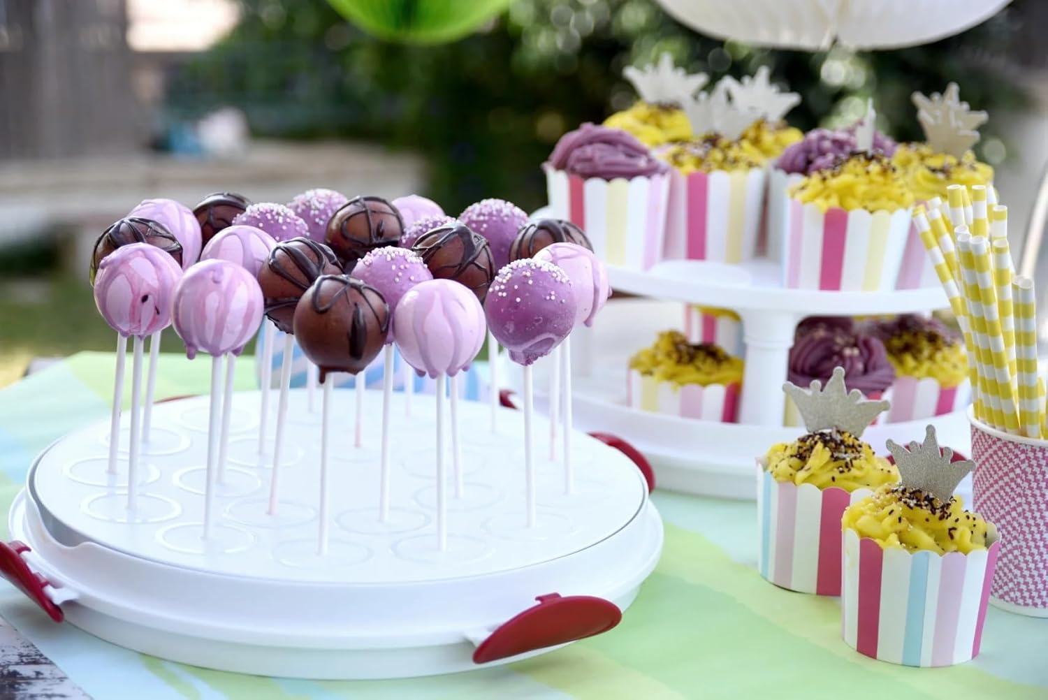 13 Inch Round Cake Carrier with Lid and Handle, BPA-Free Plastic Cake Holder with Locking Latches, 2-Tier Stackable Cake Container for Transport, Serving & Food Storage, Dishwasher Safe