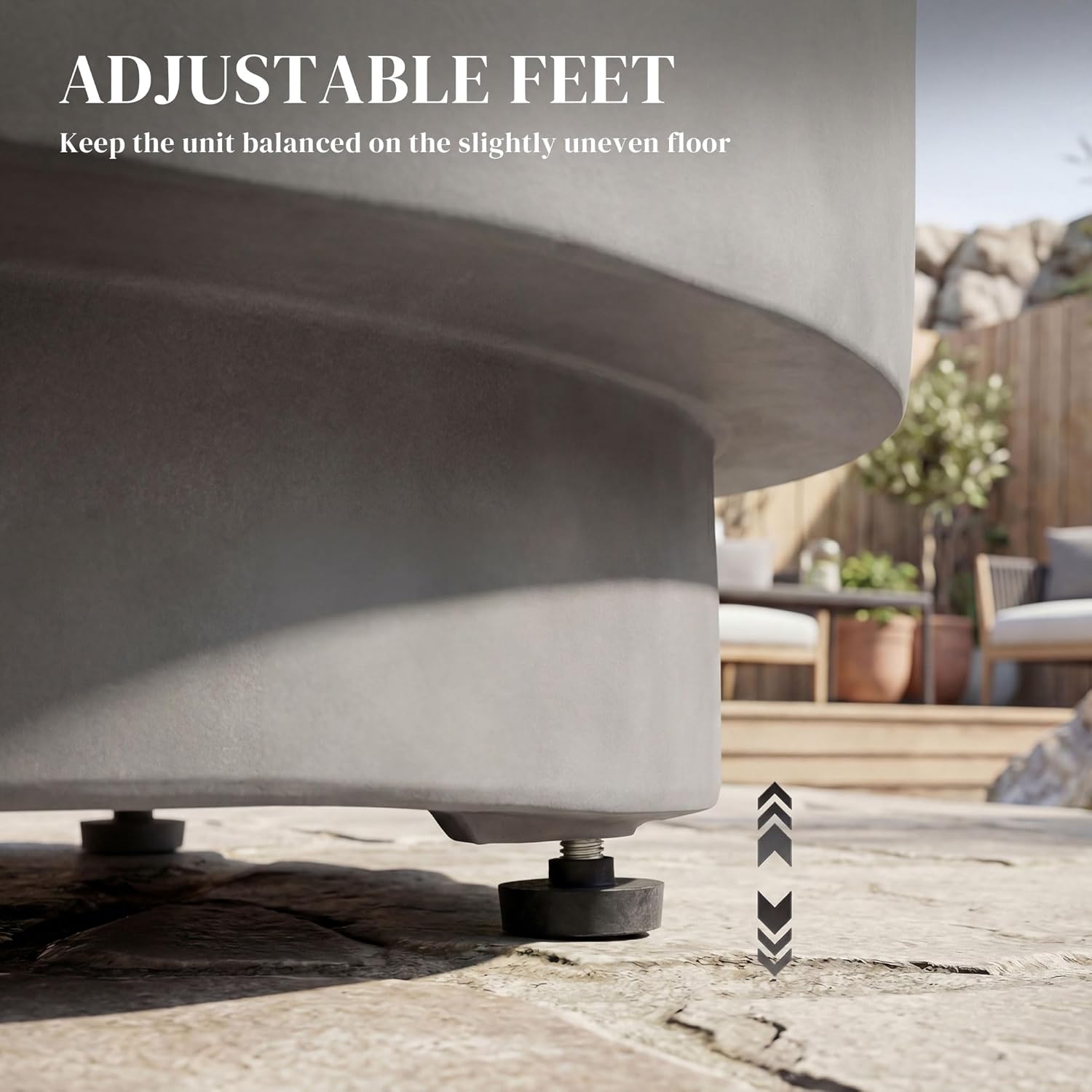 HOMCOM Outdoor Side Table, Round Small End Table with Concrete Finish for Indoor, Patio, Backyard, Pool, Porch, Garden, Lawn, Light Gray