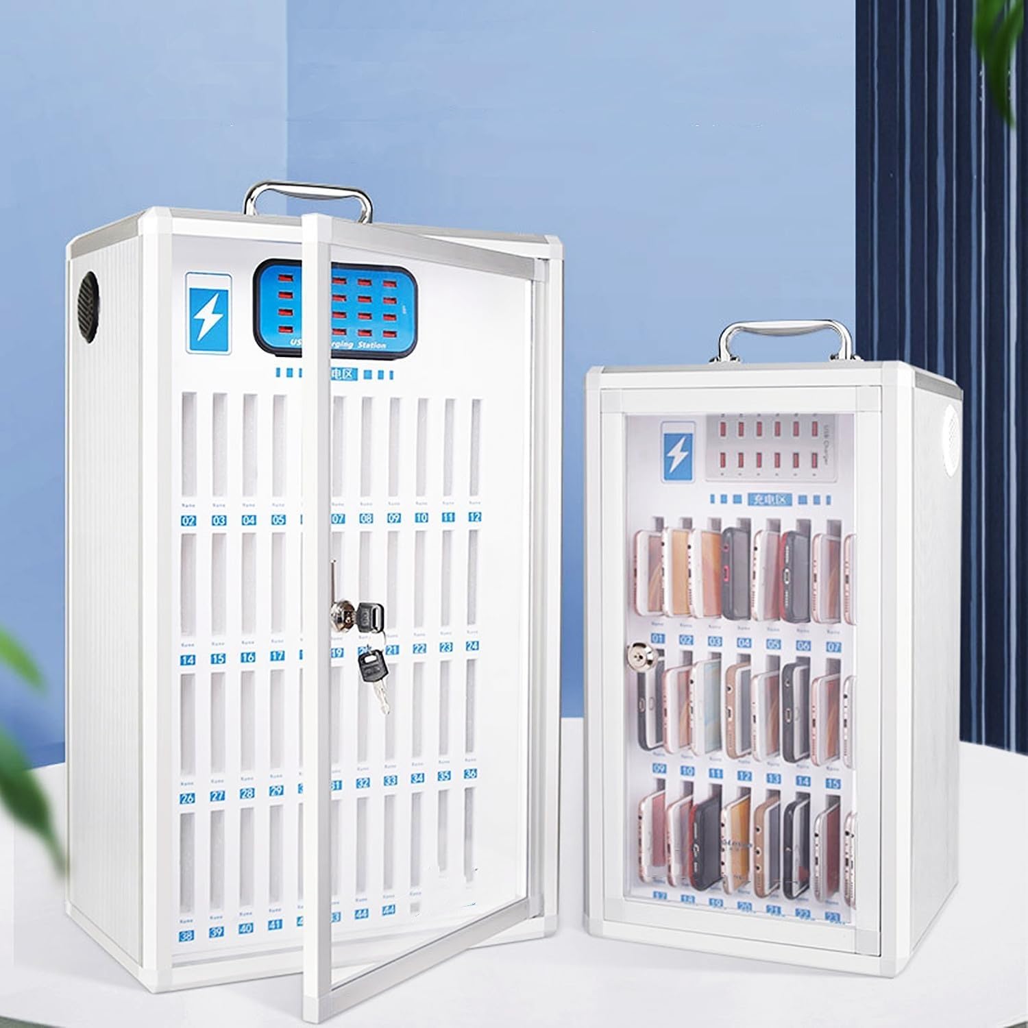 Armadietto di Ricarica per cellulari con 60 Scomparti, Organizer per cellulari, Stazione di Ricarica Portatile con Ruote, Contenitore per cellulari Ricaricabile Tramite USB.