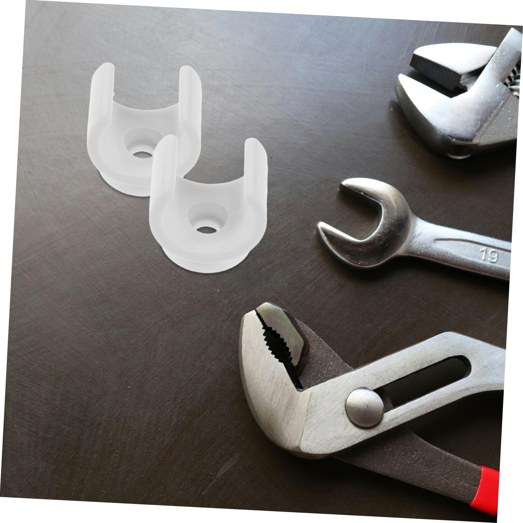 PRETYZOOM 300 Piezas Clips para Tubos PVC Soporte U Forma de Silla Abrazaderas para Tuberías Agua y Conducción Cable Gestión y Resistente