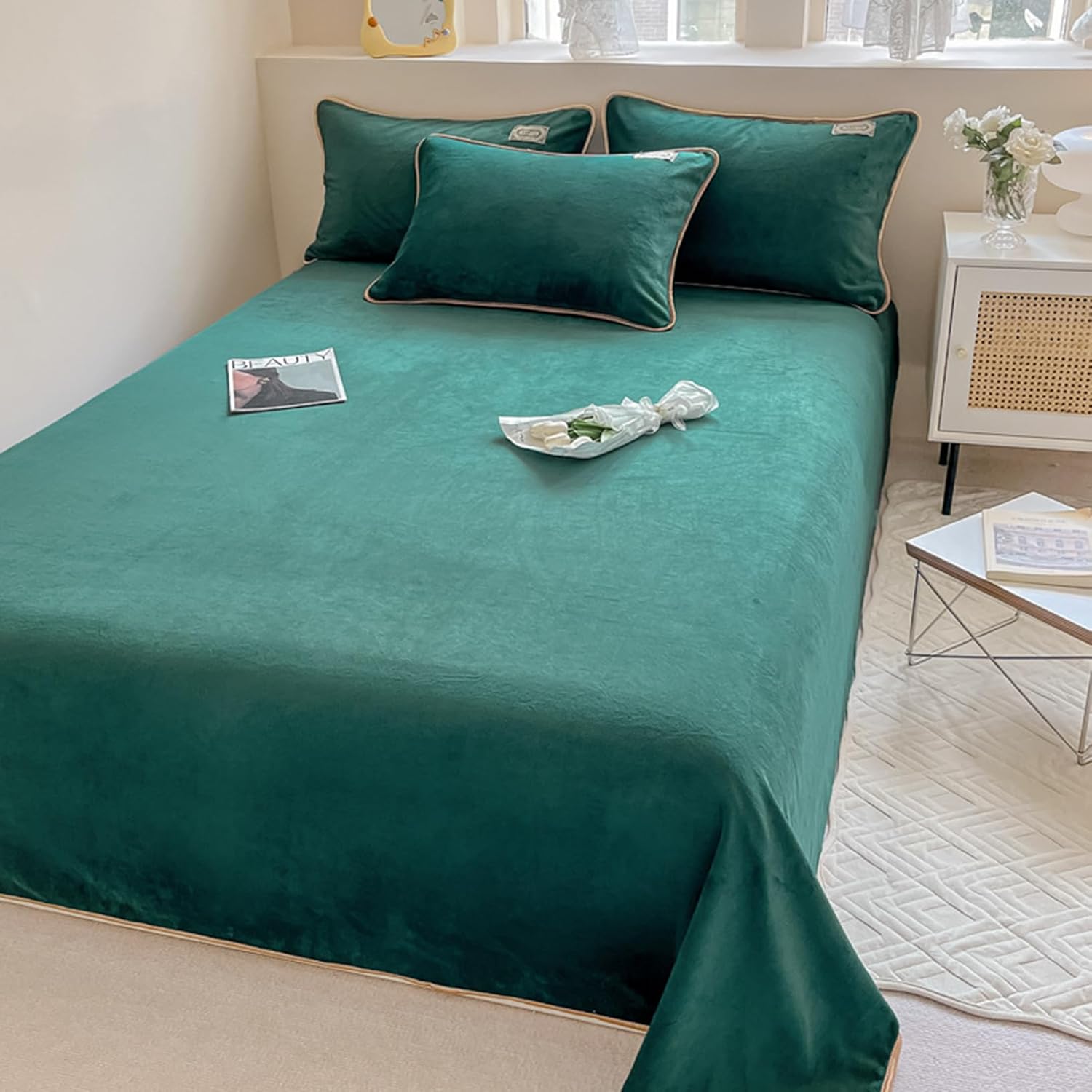 Double Side Velvet Bed Sheet Set, Flat Sheet Set with 2 Pillowcases, Soft Warm Bedding Set, Hotel Luxury Bed Cover, Dark Grey, King