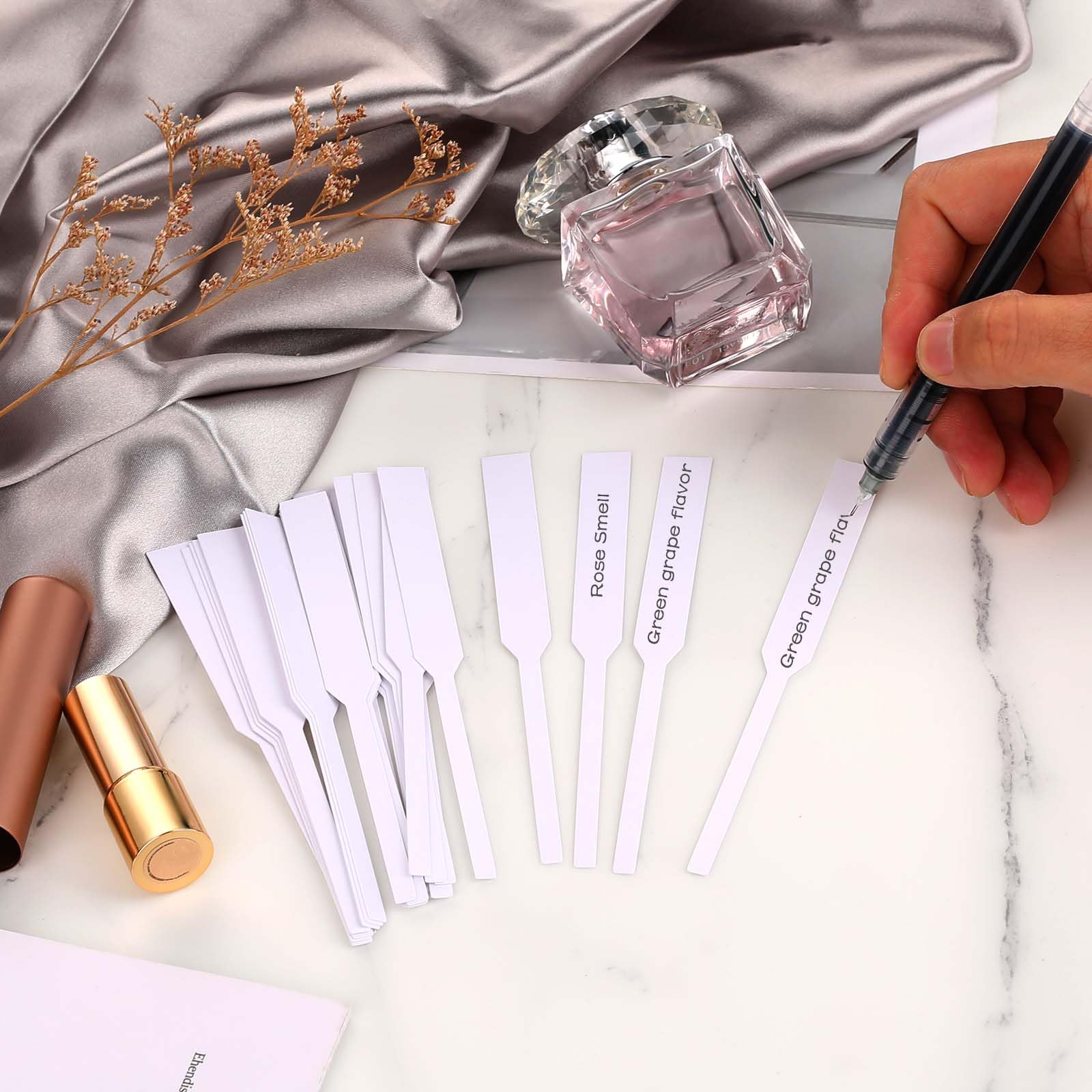 Jeffdad Jednorazowe paski testowe do perfum, 200 sztuk pasków testowych z białego papieru perfumowanego, testera perfum, paski, do aromaterapii, papier do testowania zapachów, olejków eterycznych