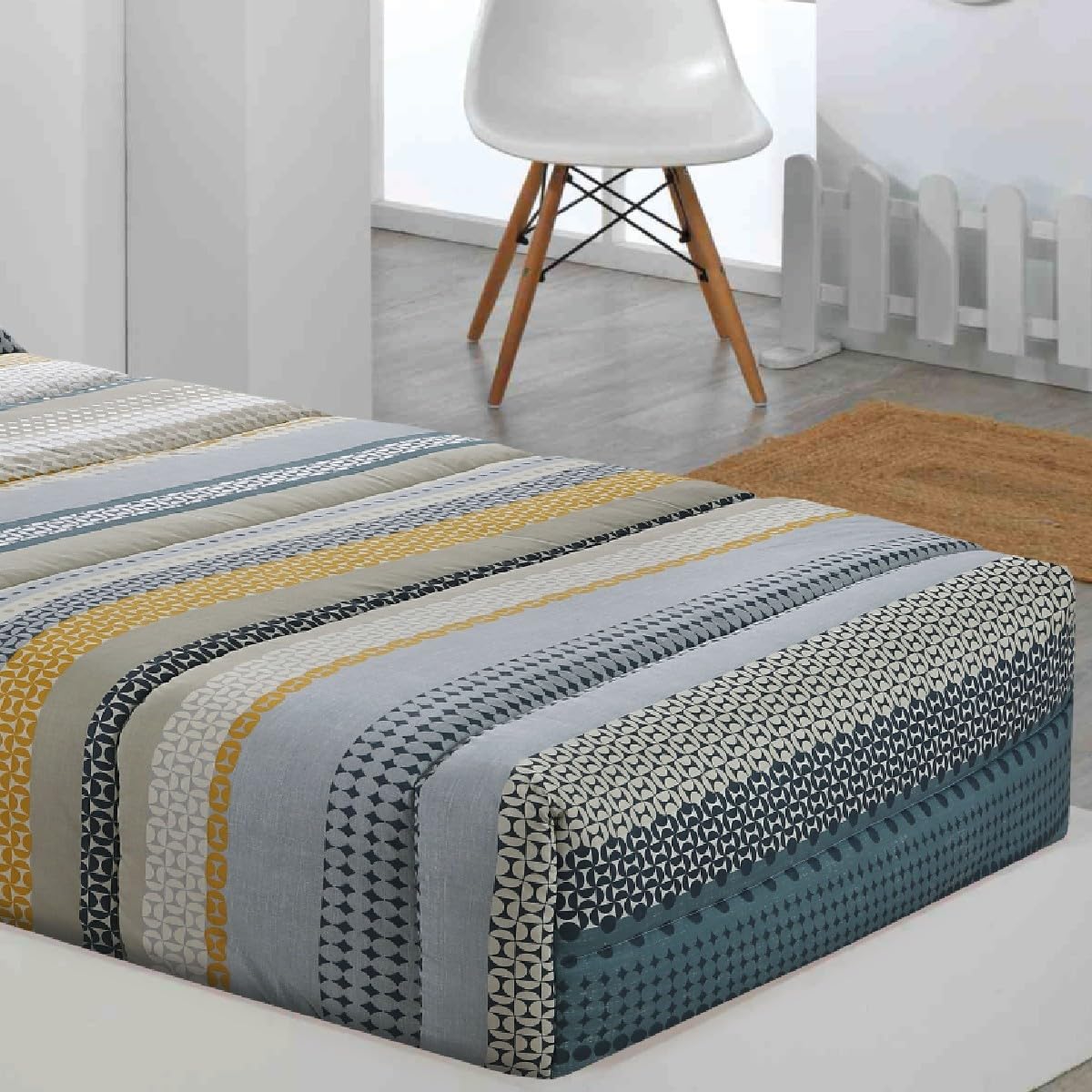 DHESTIA HOME Edredon Ajustable Relleno 350 Gr Tejido Algodón y Poliéster Karima Color Único Talla Cama 105