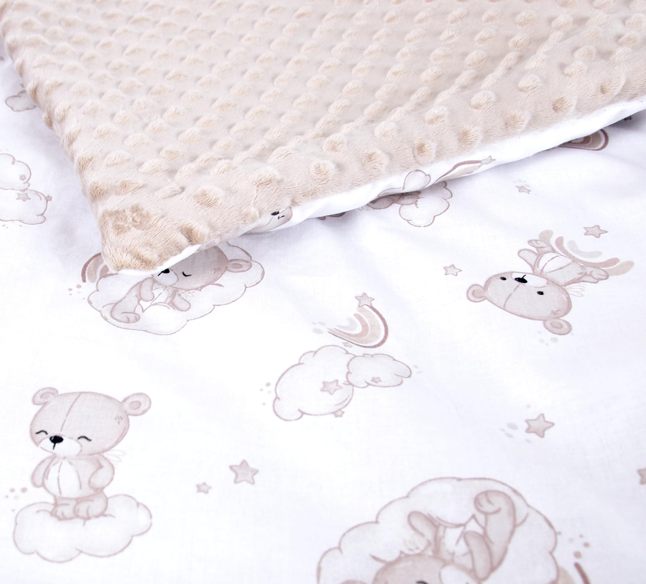 Babylux Babydecke 75x100 cm mit Kissen 30x35 cm – Kuscheldecke aus Minky & Baumwolle – Krabbeldecke für Kinderwagen, Babybett & Spielgruppe (K138 - Bären)