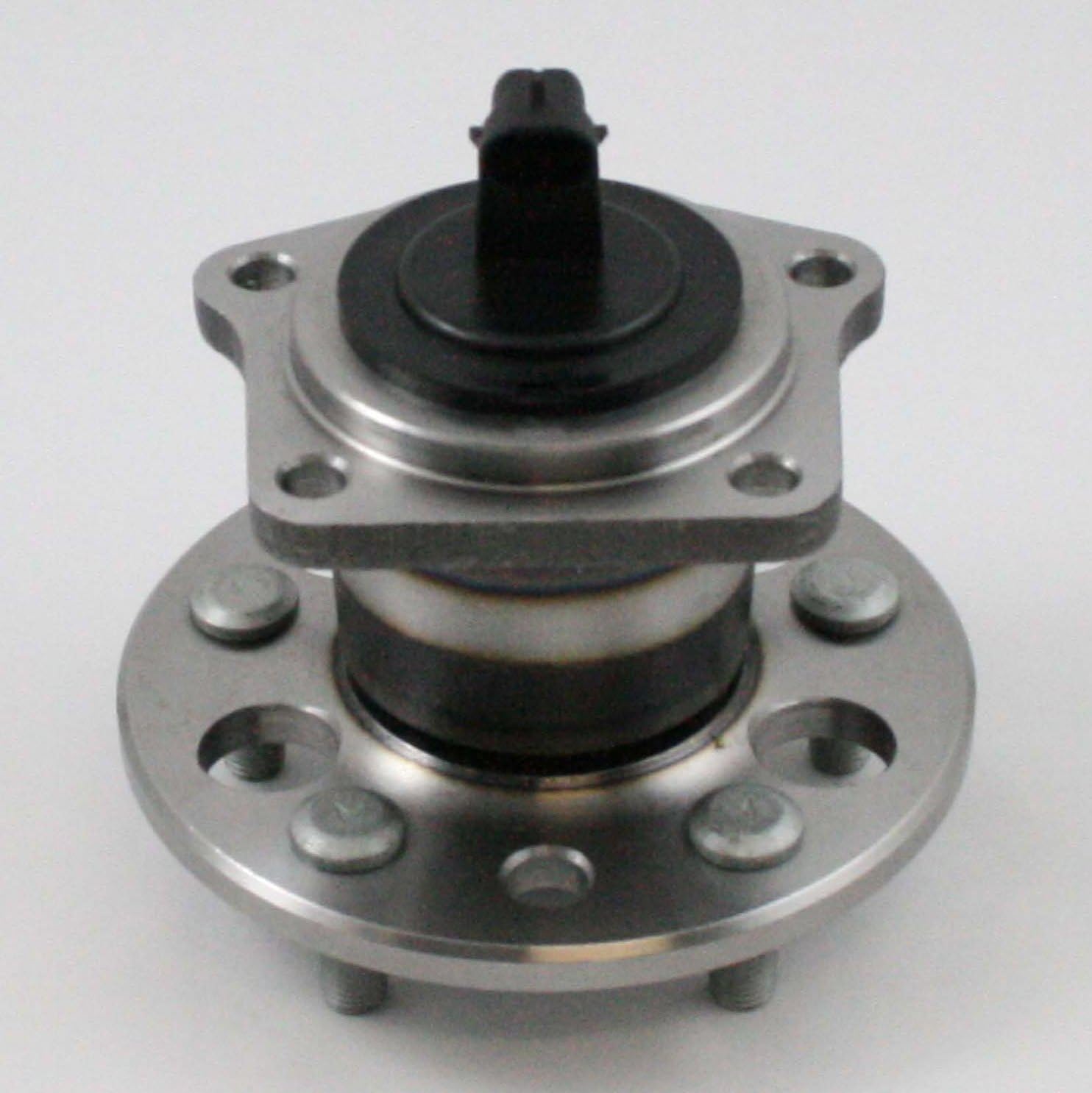 DuraGo 29512041 Rear Hub Assembly