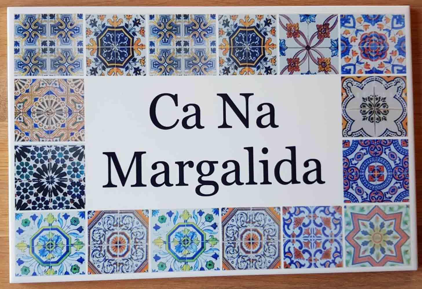 Plaque de maison/villa en faience – Inscription personnalisable – Dimension de 20x30cm