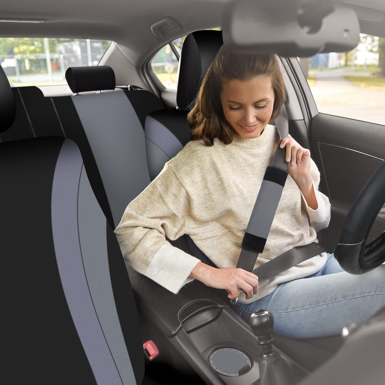 Set completo di 17 coprisedili per auto, coprivolante, copertura per console centrale, bracciolo, copertura per cinture di sicurezza, tappetini per auto con emblema adesivo, accessori per auto (nero,
