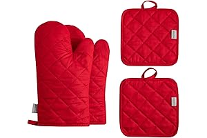 Ravishing Red Oven Mitts and Pot Holders